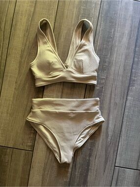 Old Navy Beige Textured High-Waist Bikini Set